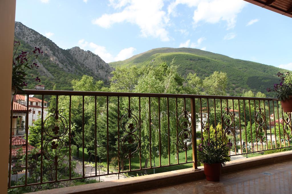 Apartamento Xenonas Platia Káto Loutrákion Exterior foto