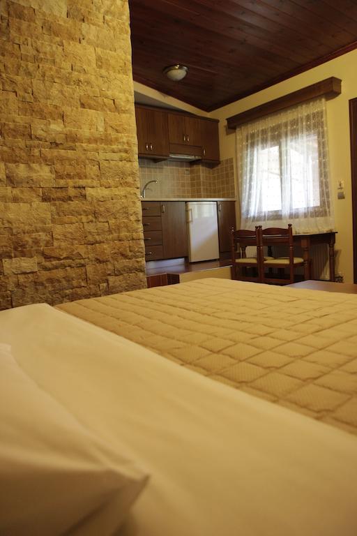 Apartamento Xenonas Platia Káto Loutrákion Exterior foto