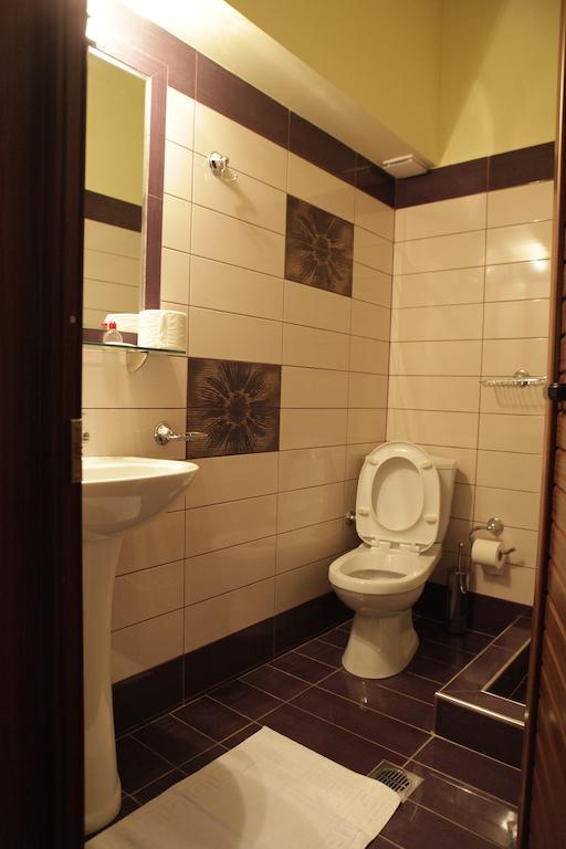 Apartamento Xenonas Platia Káto Loutrákion Habitación foto