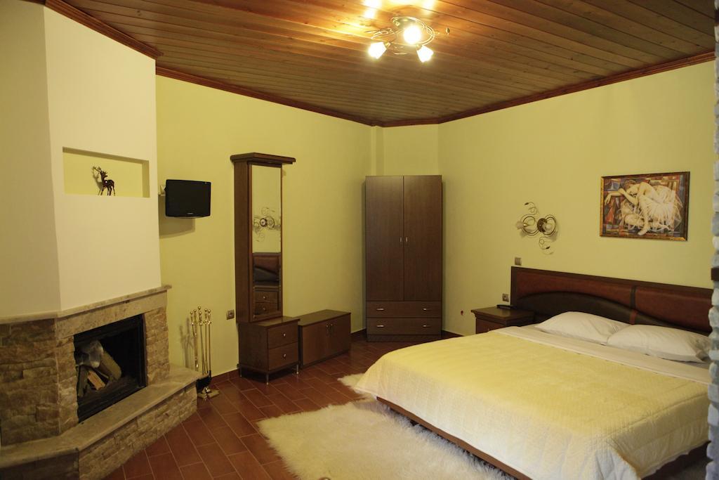 Apartamento Xenonas Platia Káto Loutrákion Exterior foto